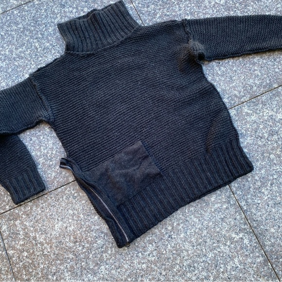 Lululemon merino wool sweater - Picture 3 of 10